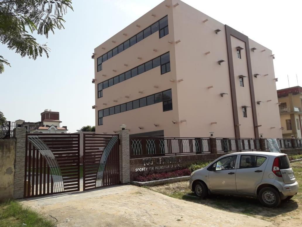 Yog Bhawan Aparthotel Greater Noida Eksteriør bilde